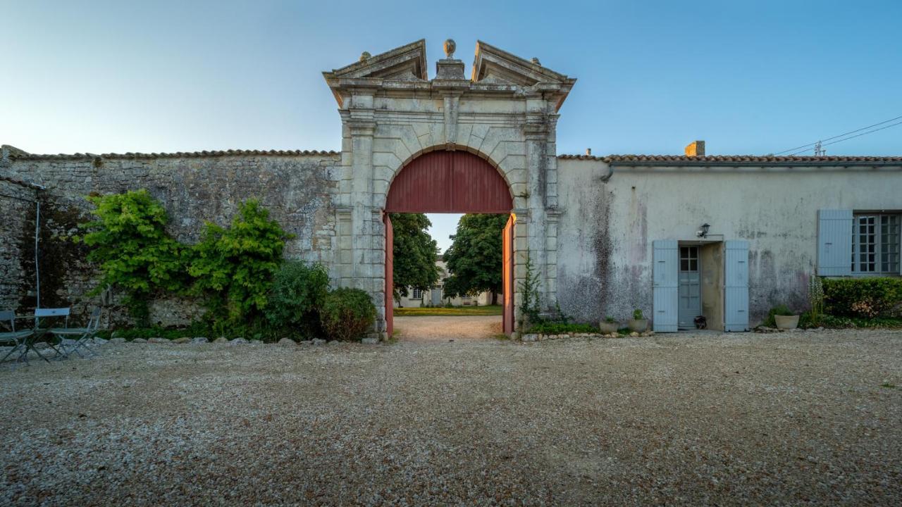 Chateau De Feusse Saint-Just-Luzac Exterior foto